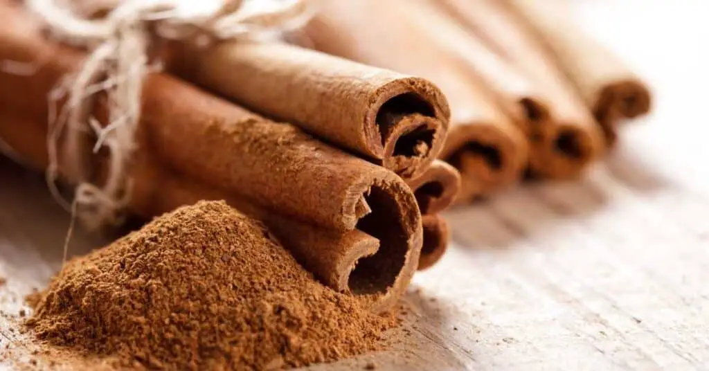 Does cinnamon cause acid reflux?