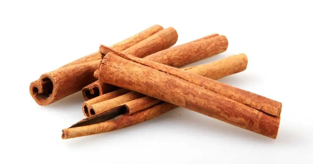 How long do cinnamon sticks last