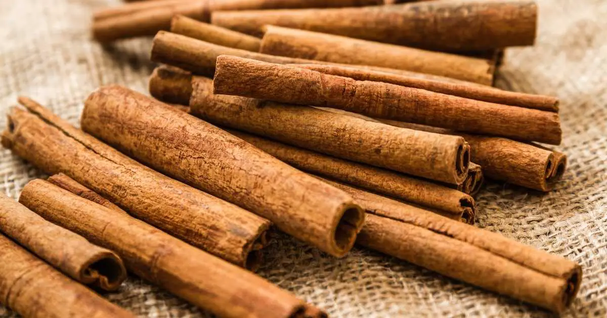 How many cinnamon sticks are in a pound? Talk Leisure