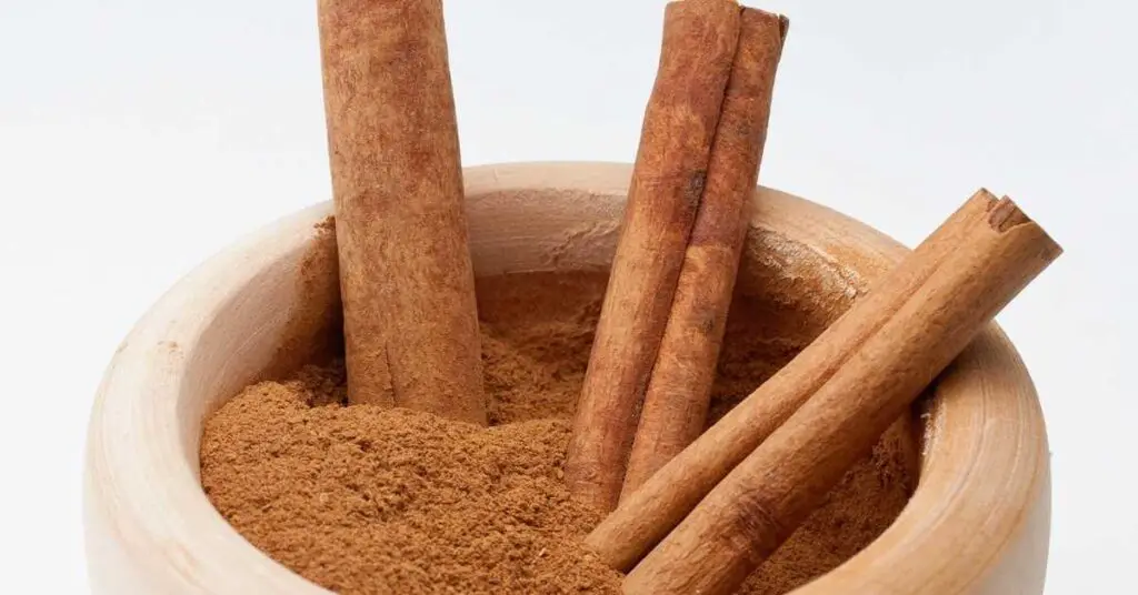 Why is cinnamon spicy?