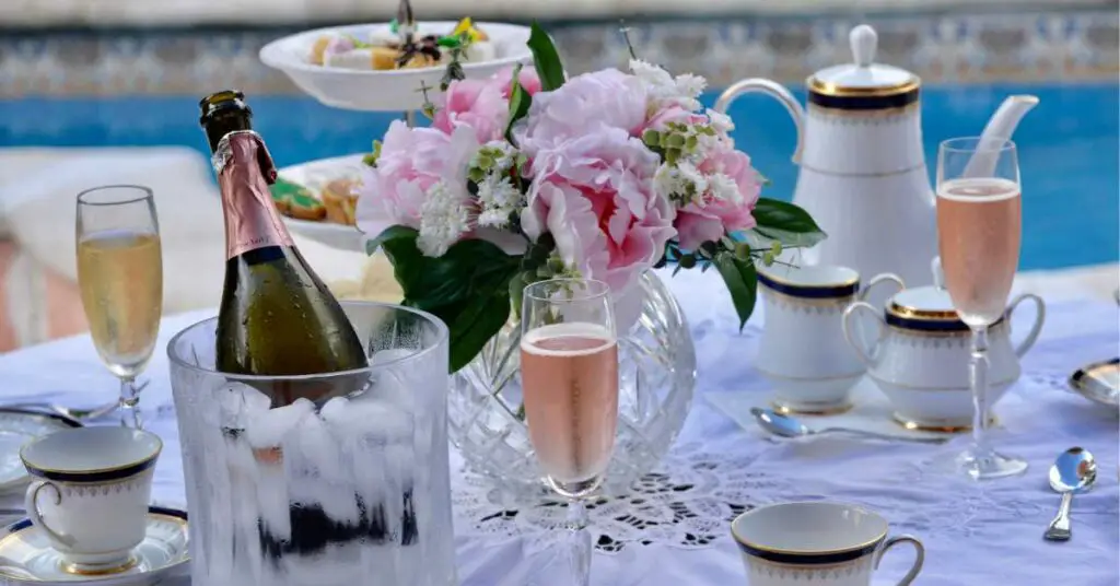 What is Served at High Tea