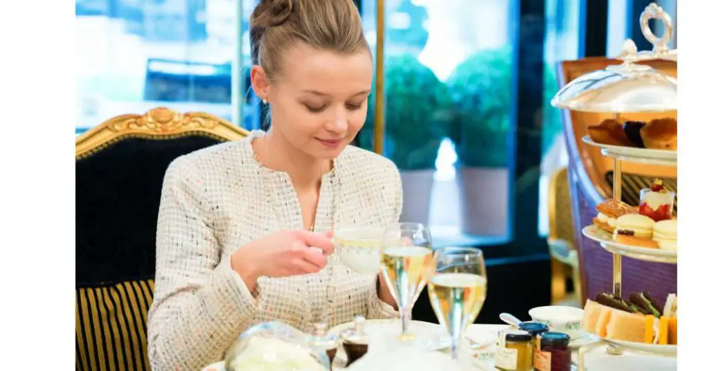 What to Wear to High Tea in Winter